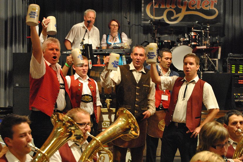 13 09 27 Partynacht in Tracht 2013 (159)